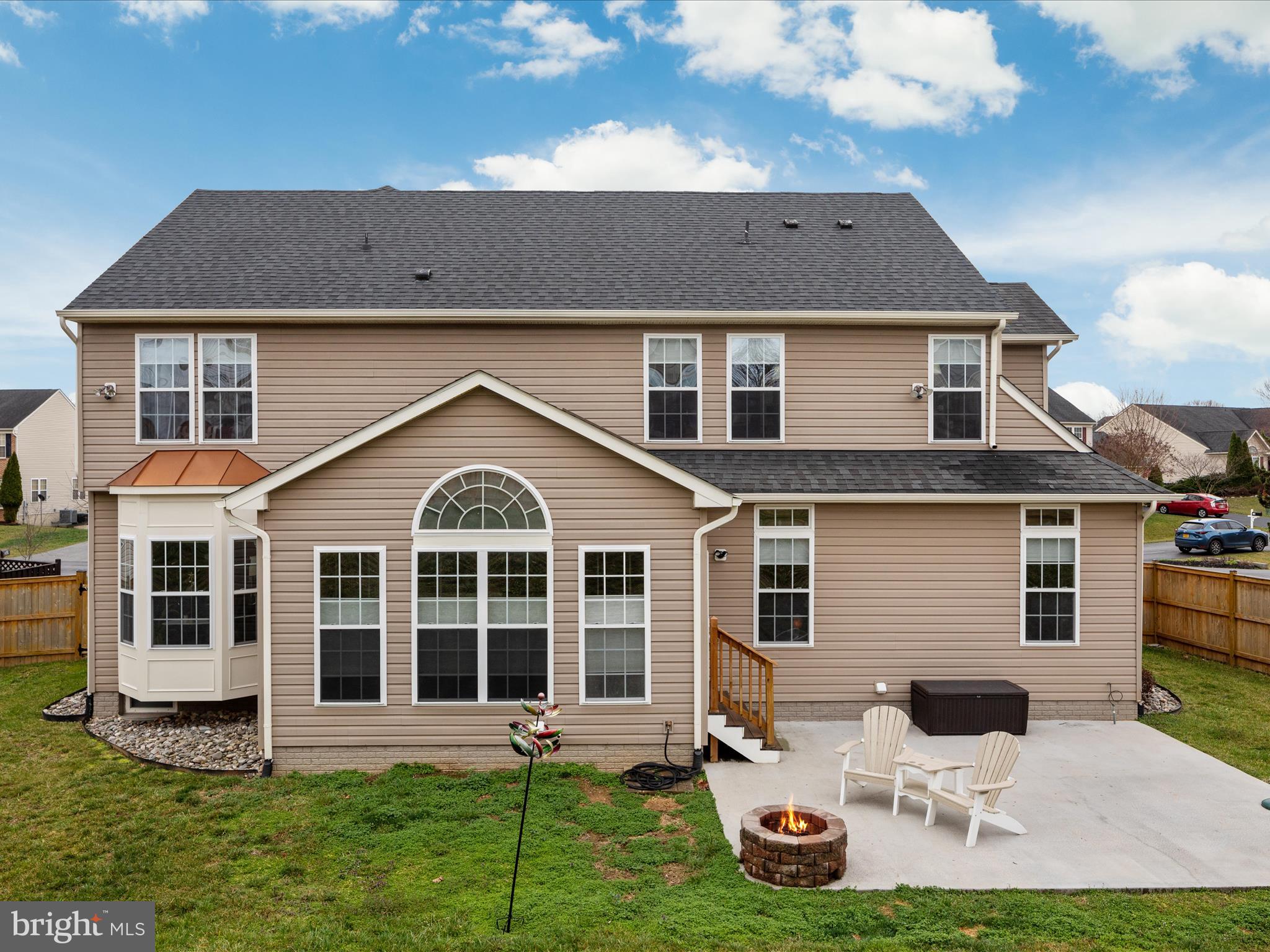 157 Canal Way