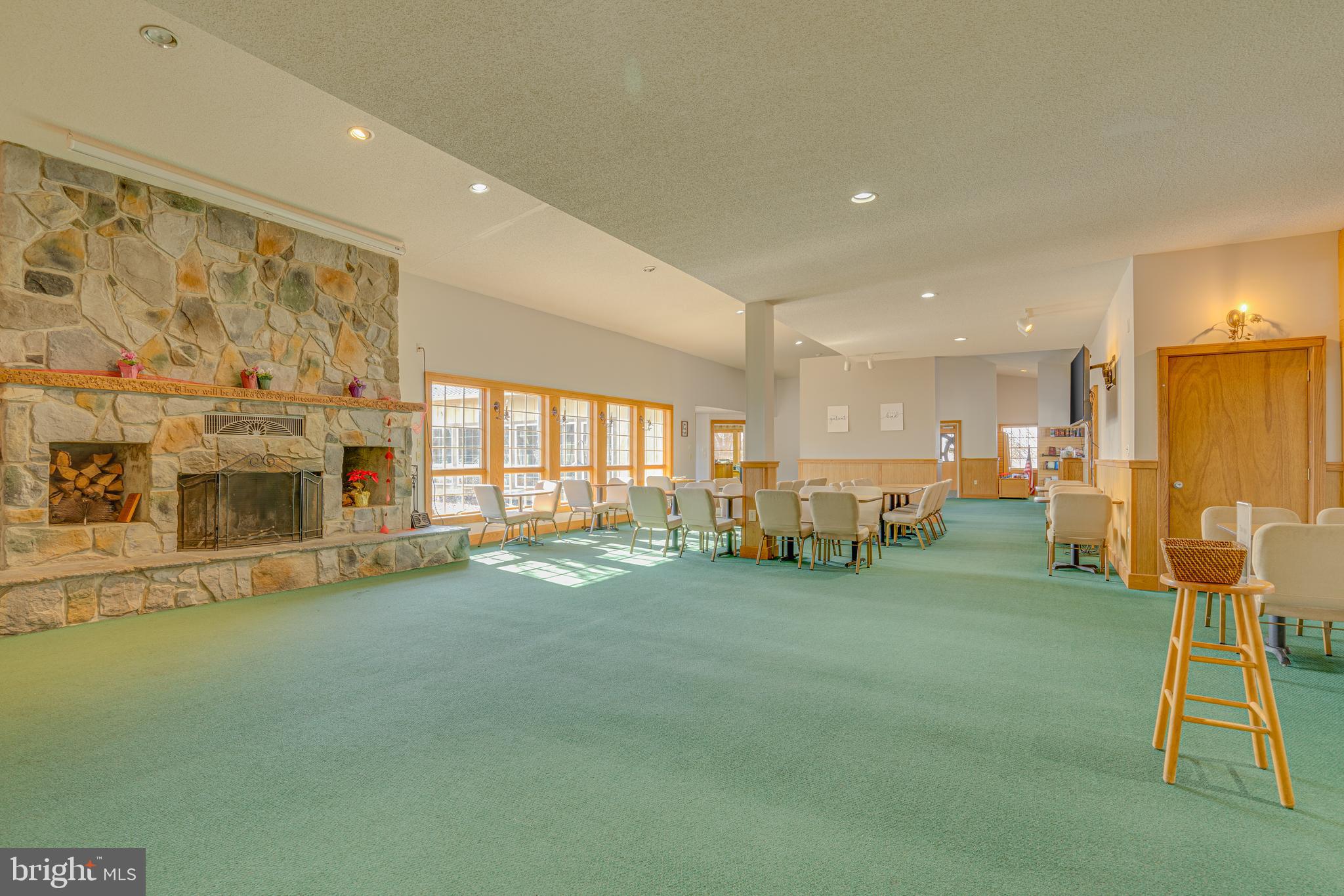70 Oakland Terrace