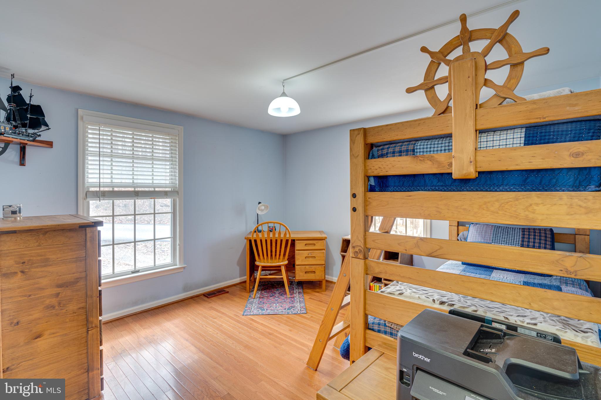 792 Shenandoah River Dr