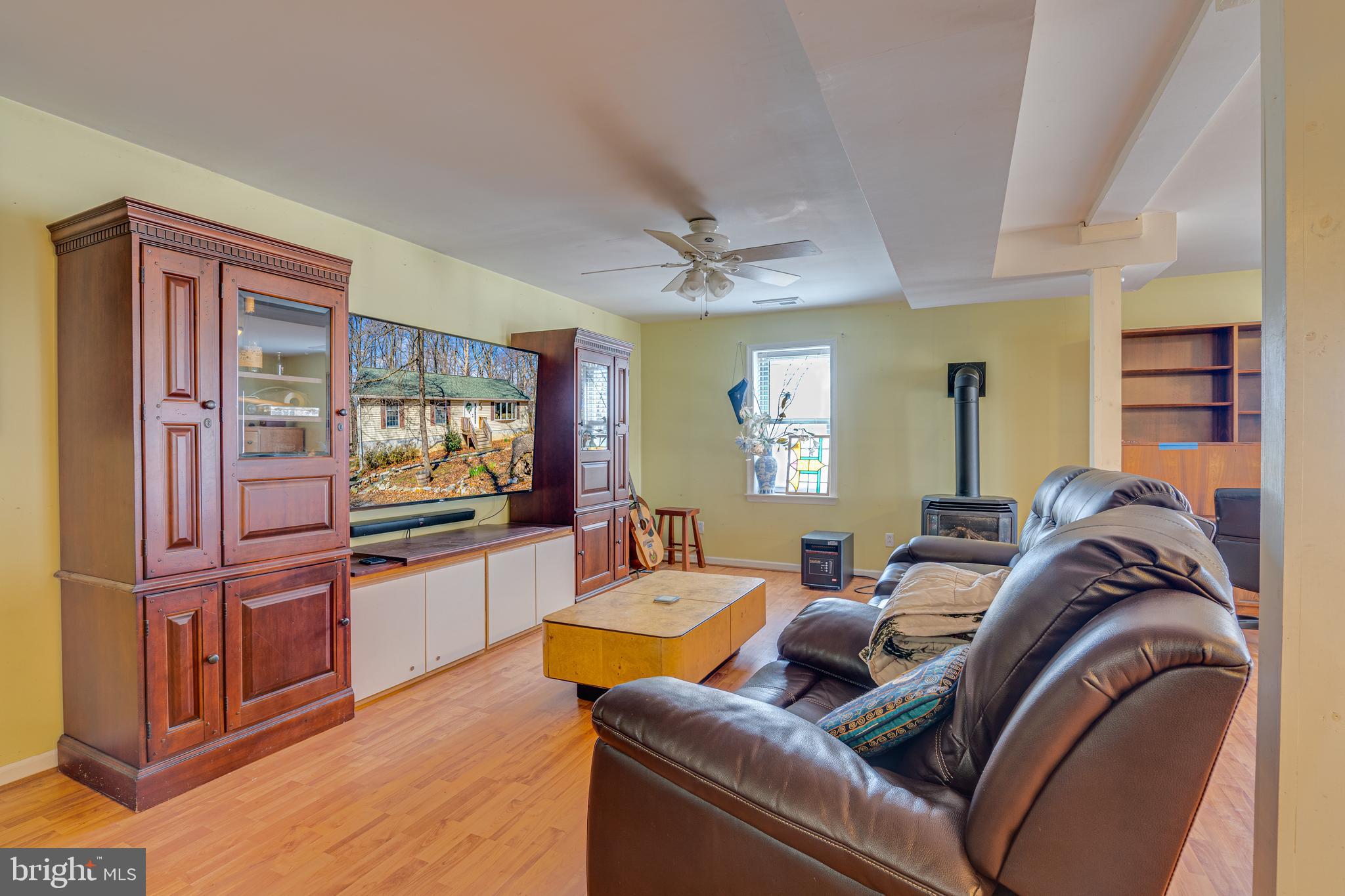 792 Shenandoah River Dr