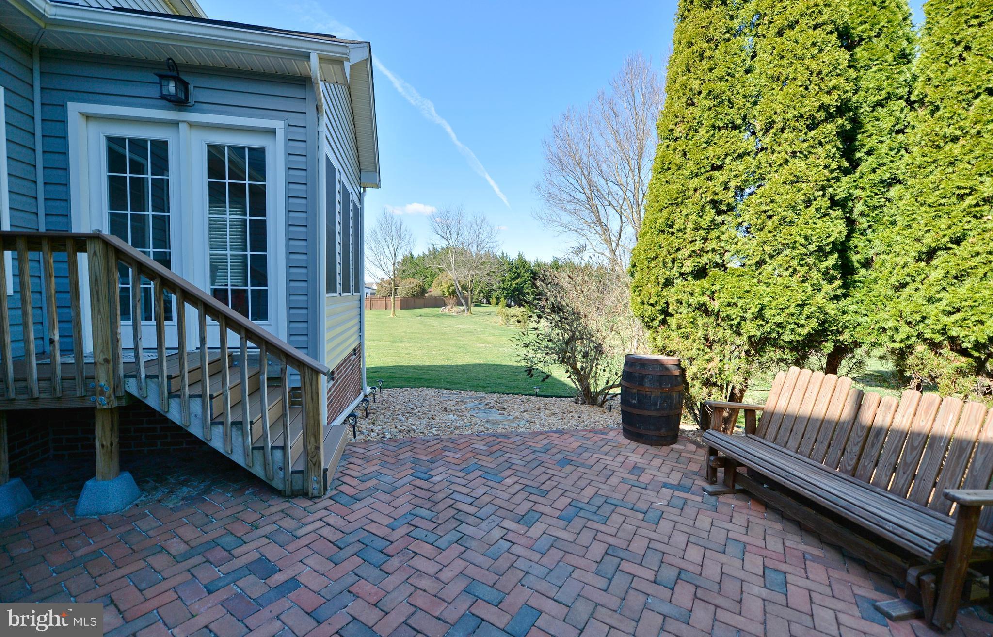 890 Eastland Dr