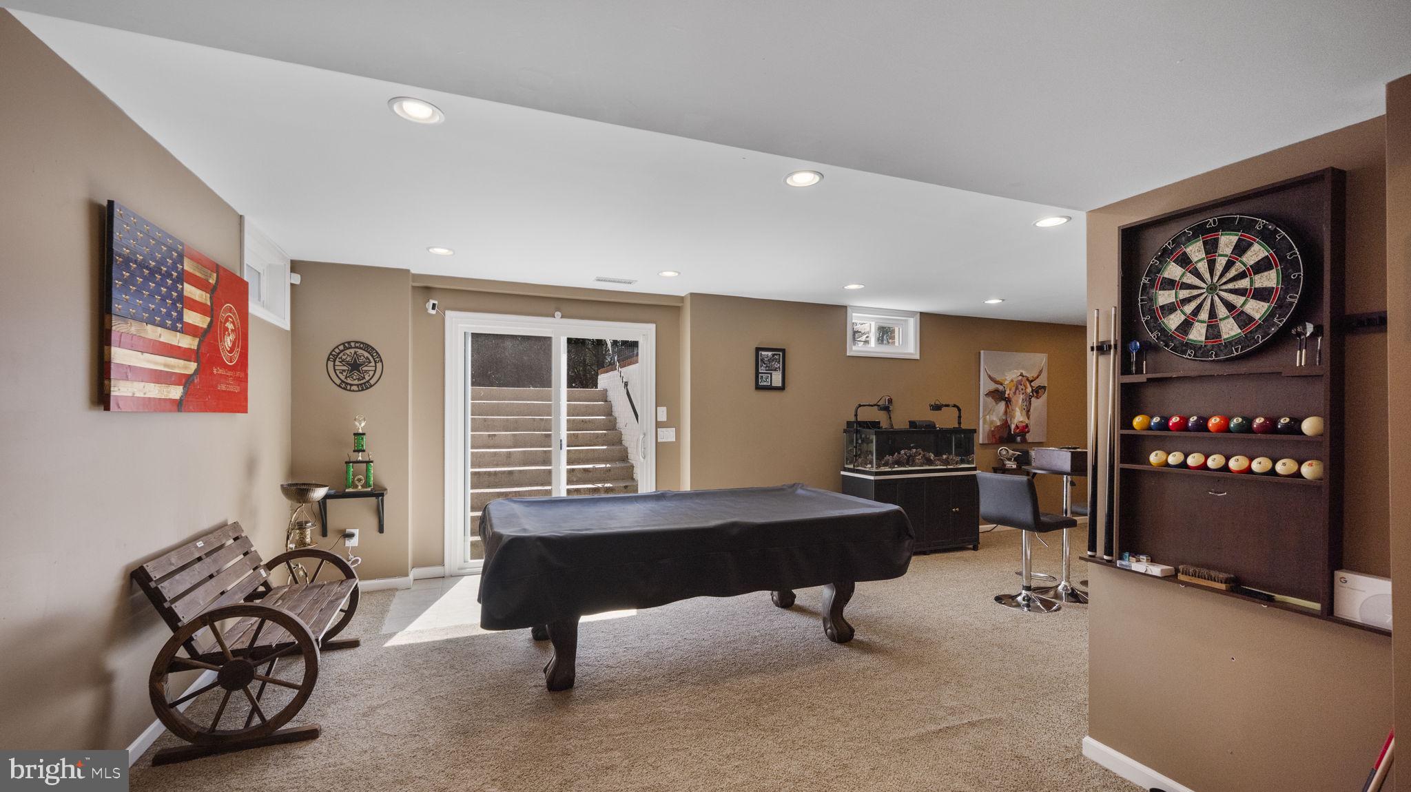 11 GREENBRIAR CIRCLE