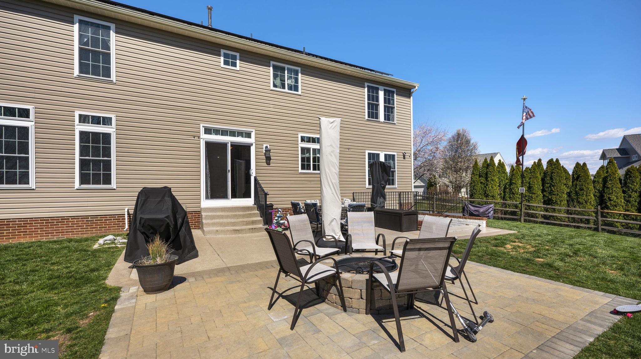 11 GREENBRIAR CIRCLE
