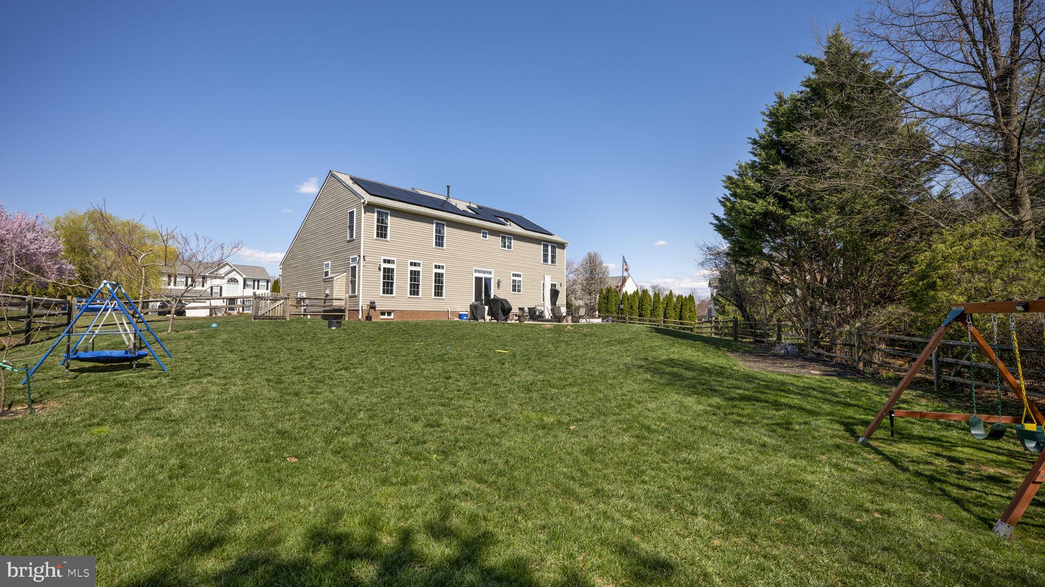 11 GREENBRIAR CIRCLE