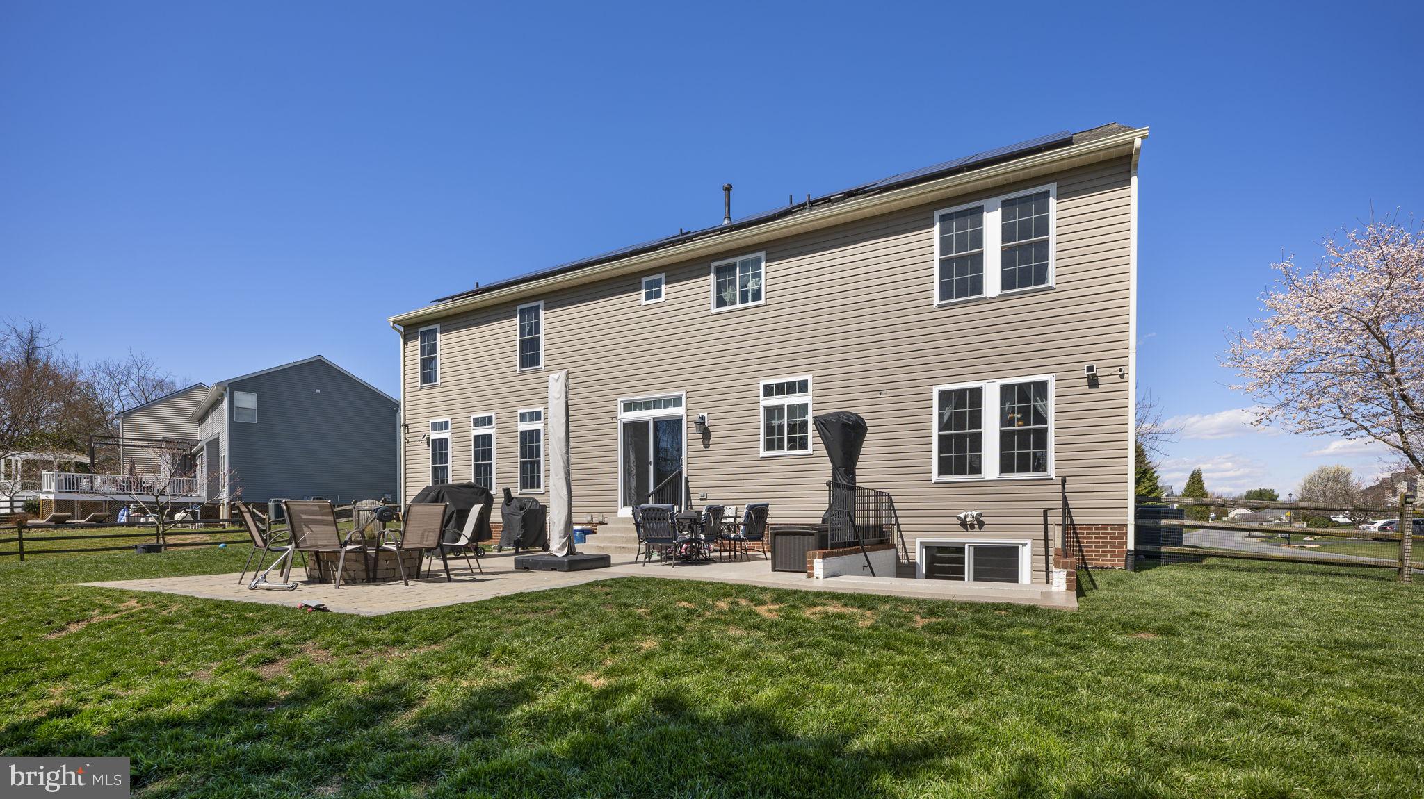 11 GREENBRIAR CIRCLE