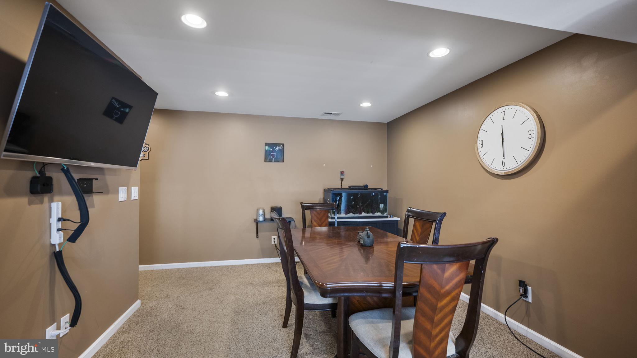 11 GREENBRIAR CIRCLE