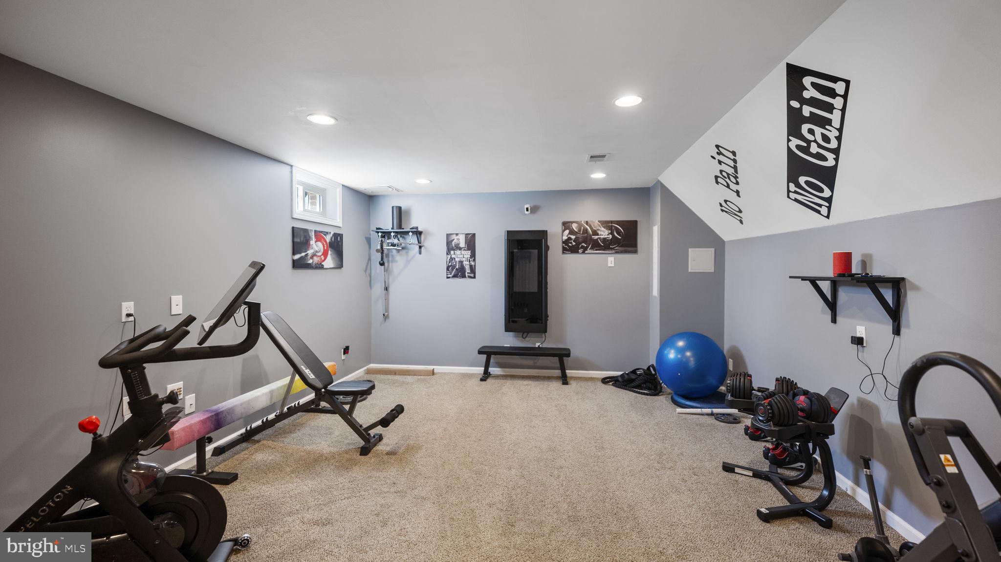 11 GREENBRIAR CIRCLE