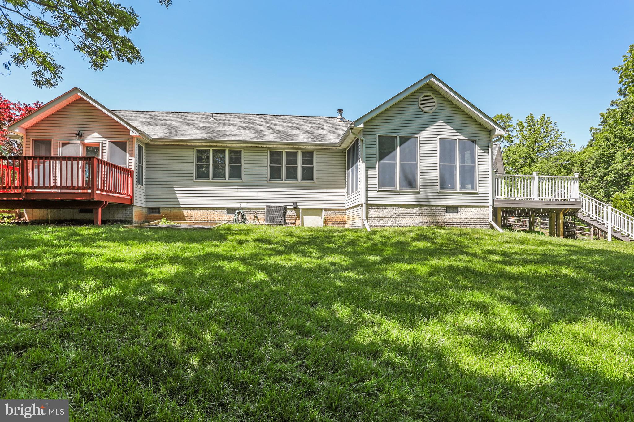 280 Fenway Dr