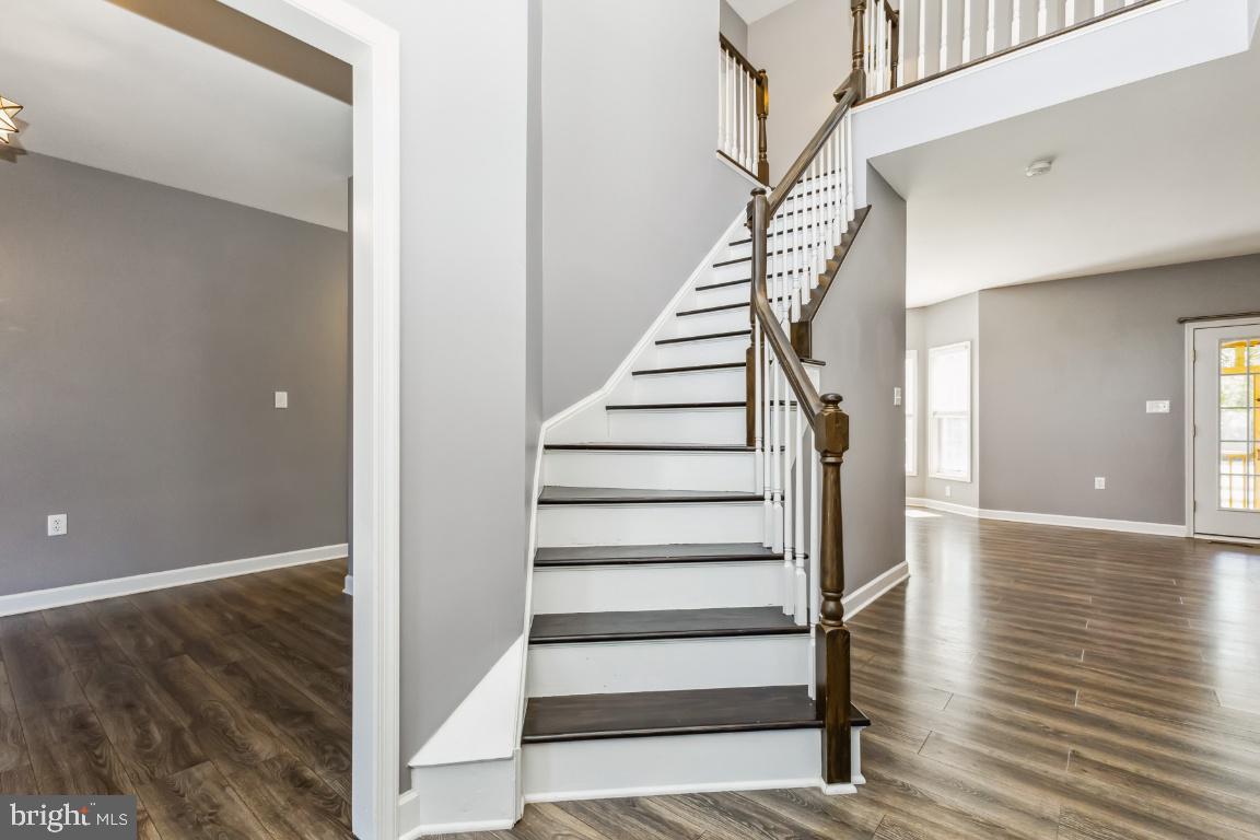 41 DORAL CT