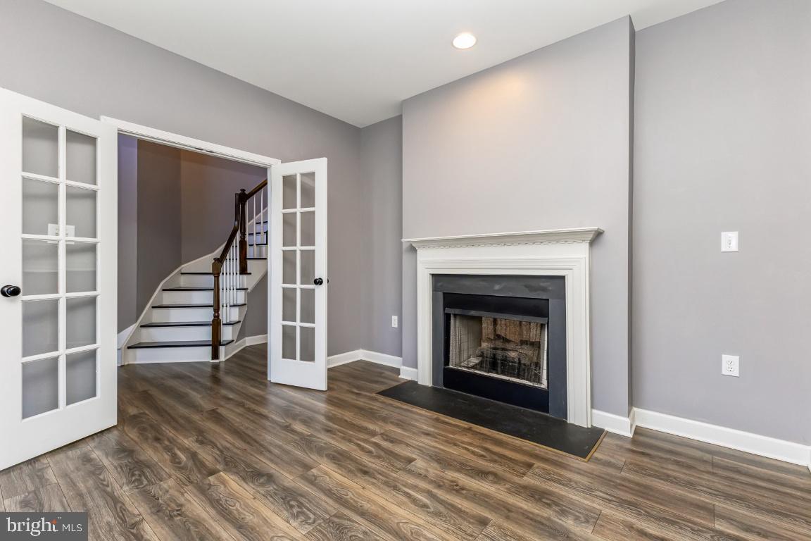 41 DORAL CT
