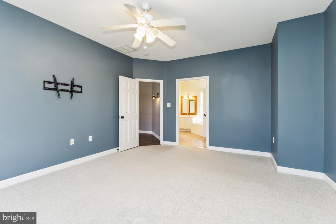 41 DORAL CT