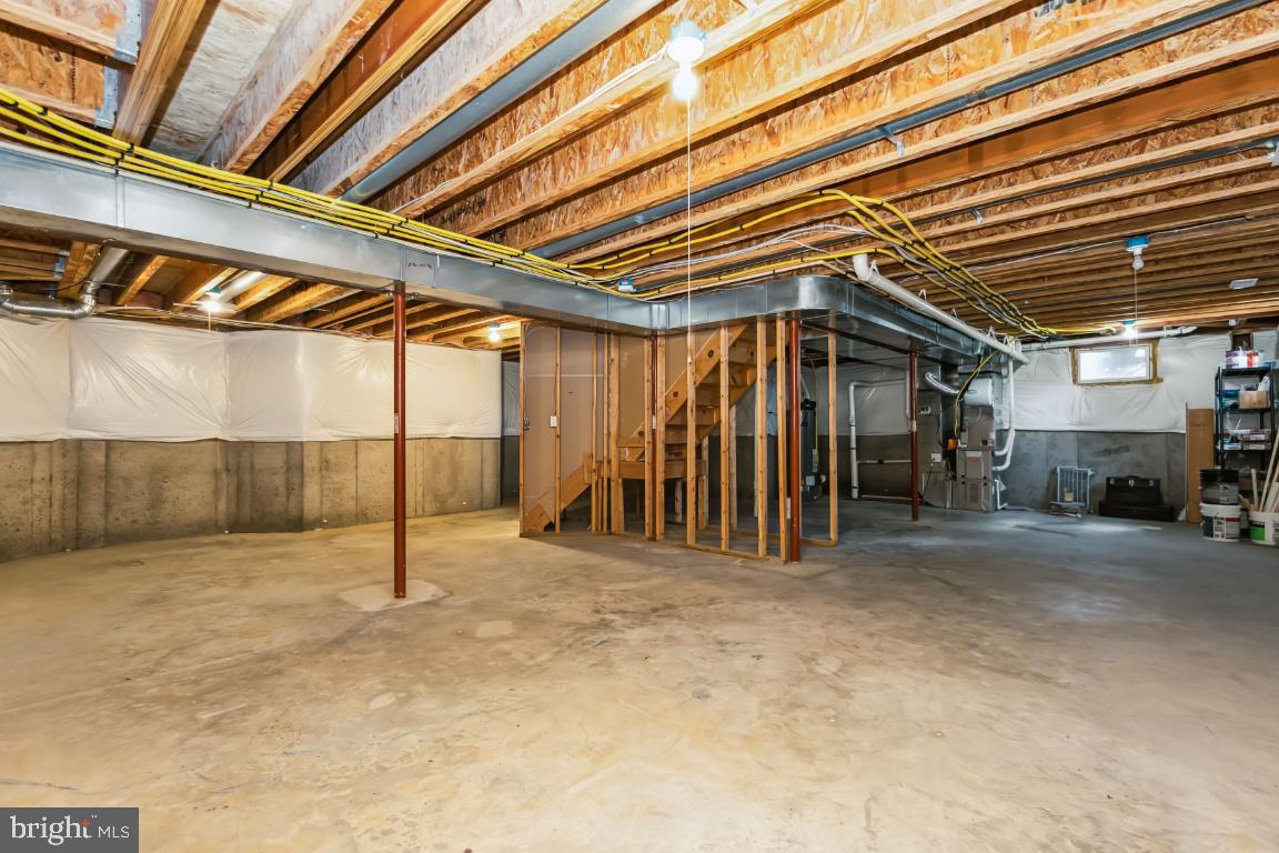 41 DORAL CT