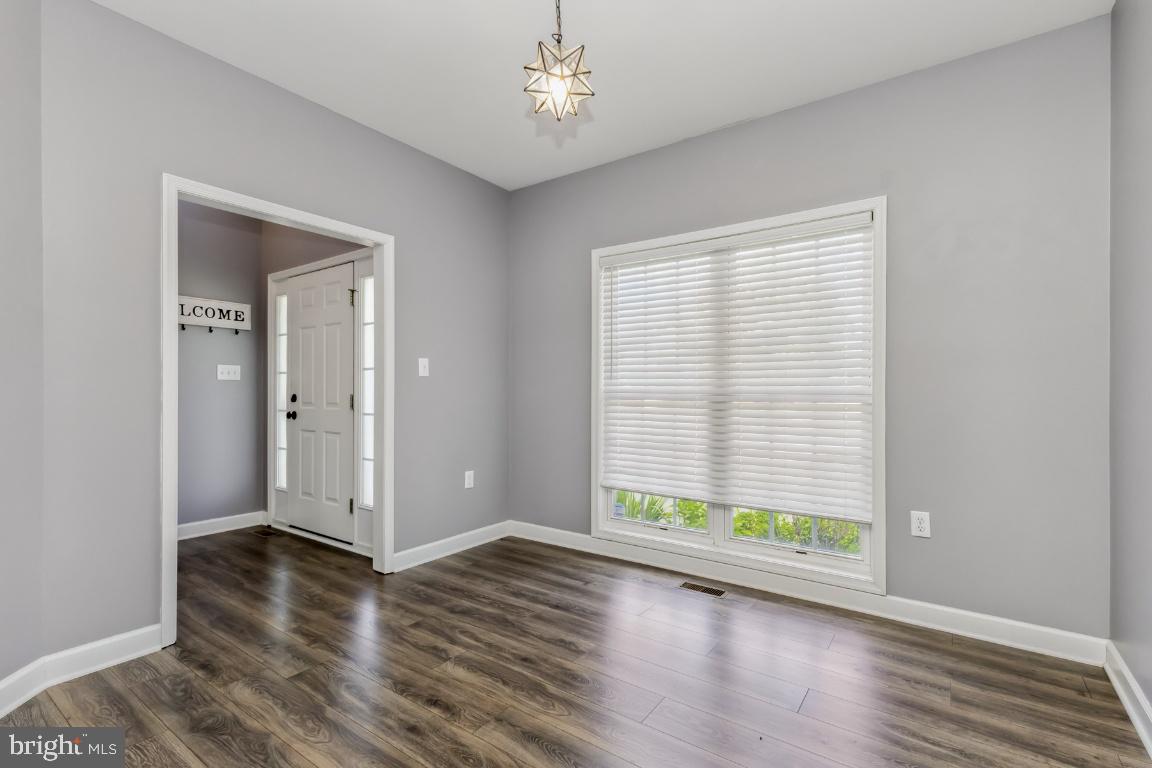 41 DORAL CT