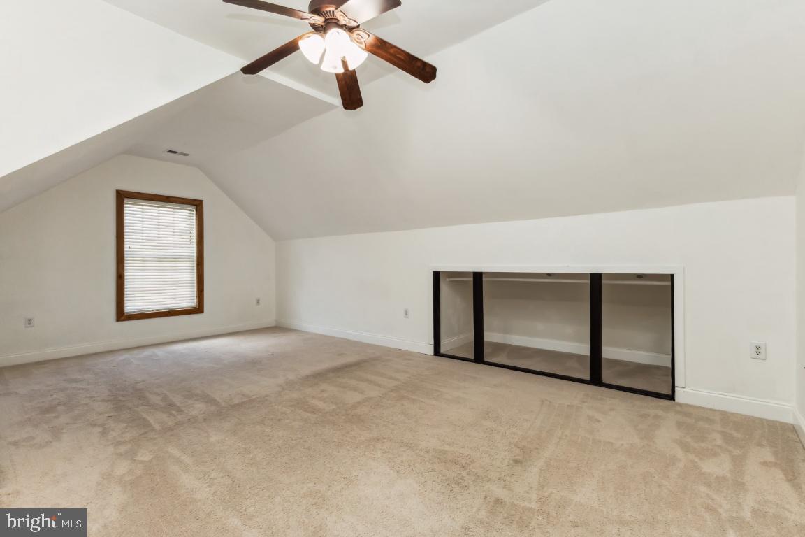 41 DORAL CT