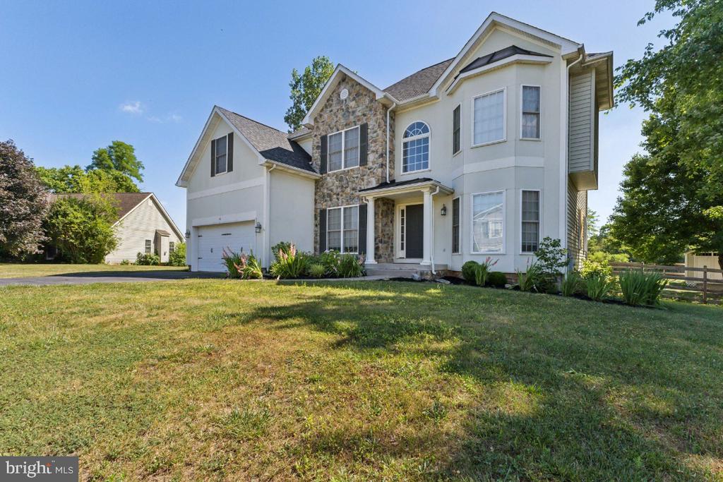 41 DORAL CT