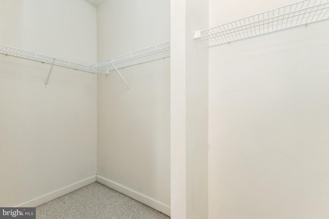 41 DORAL CT