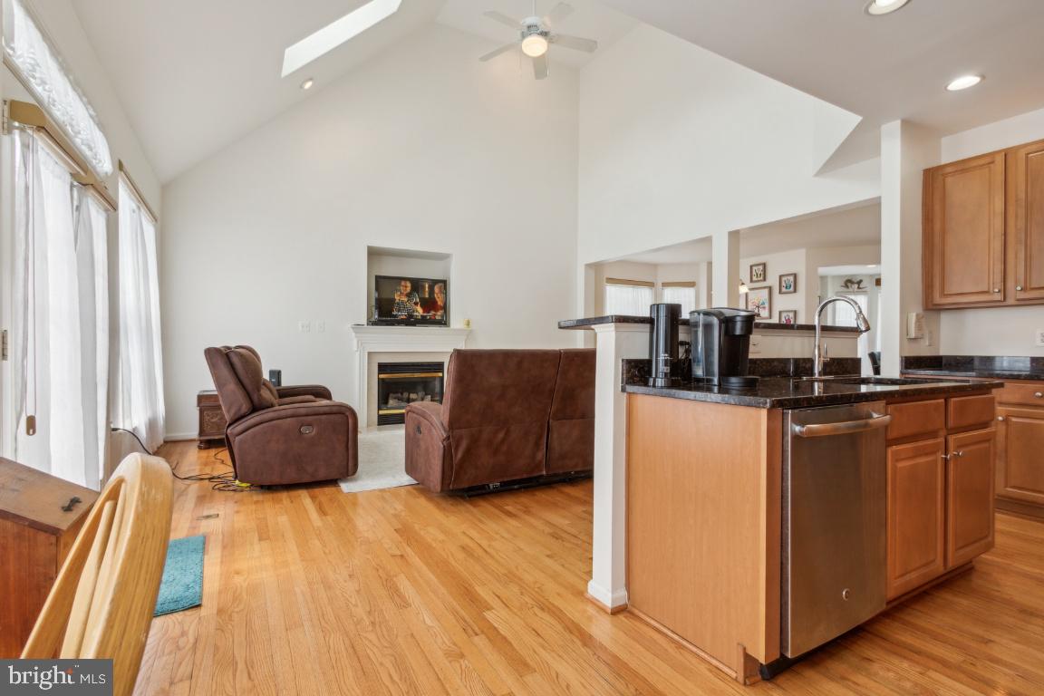 61 Calmes St