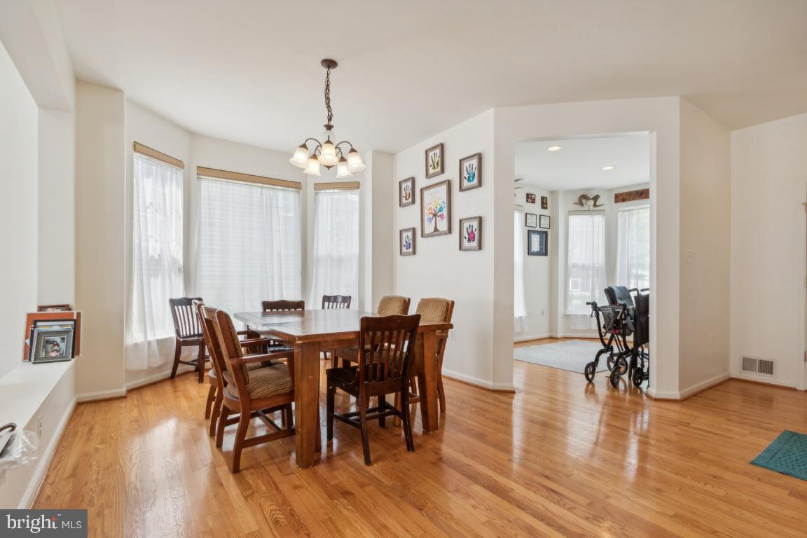 61 Calmes St