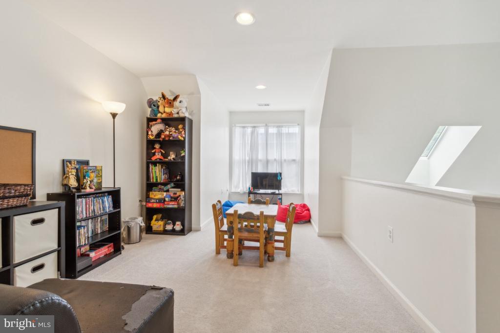 61 Calmes St