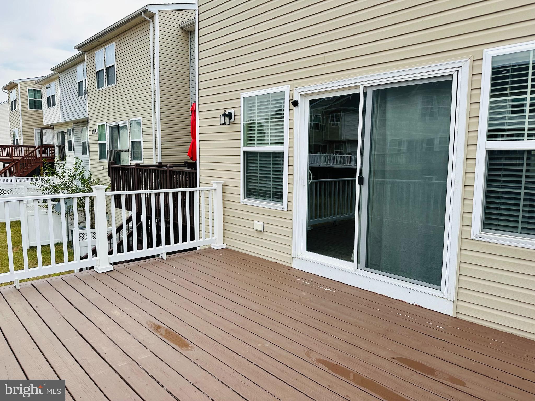 1151 STEED ST