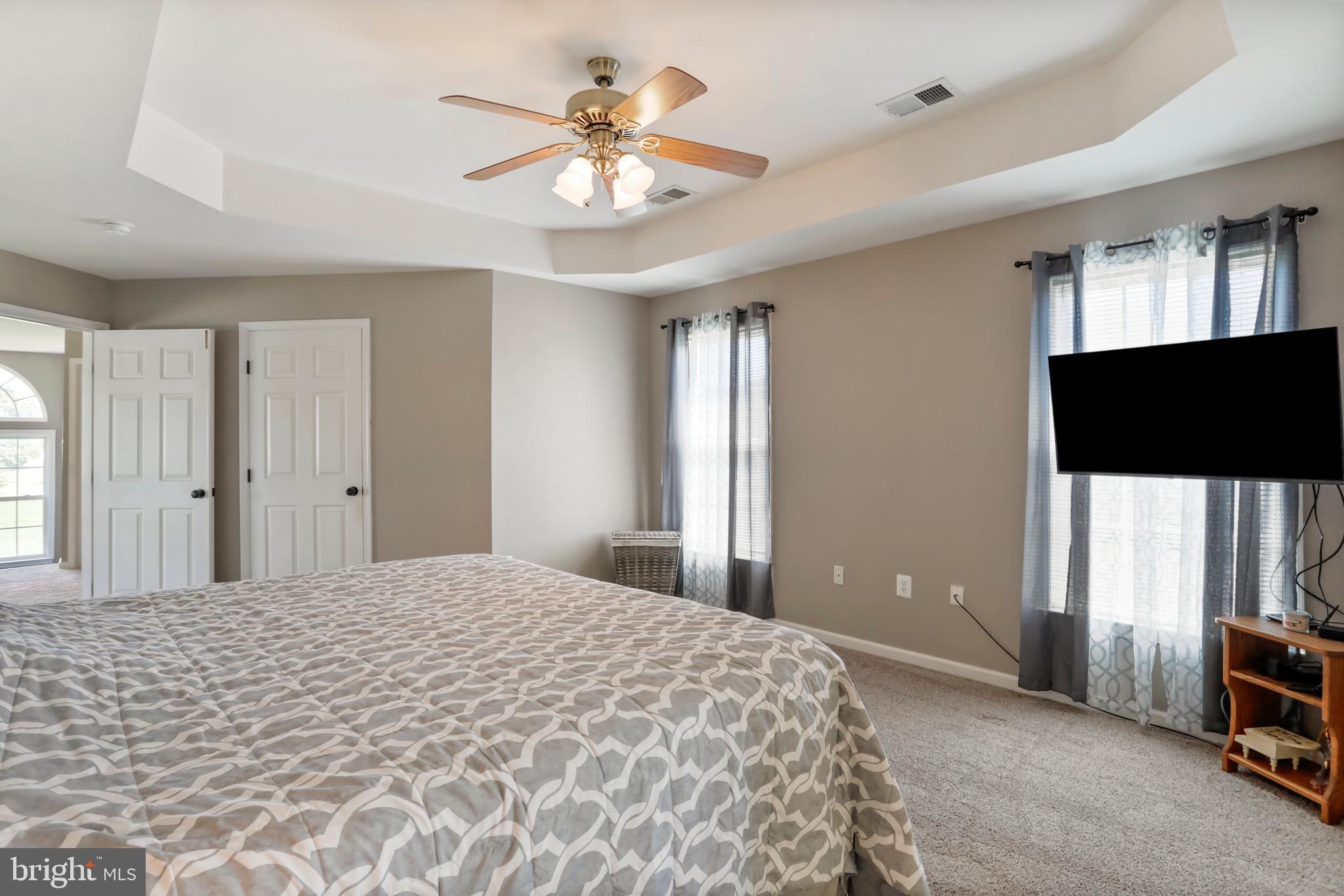 118 Carriage Dr