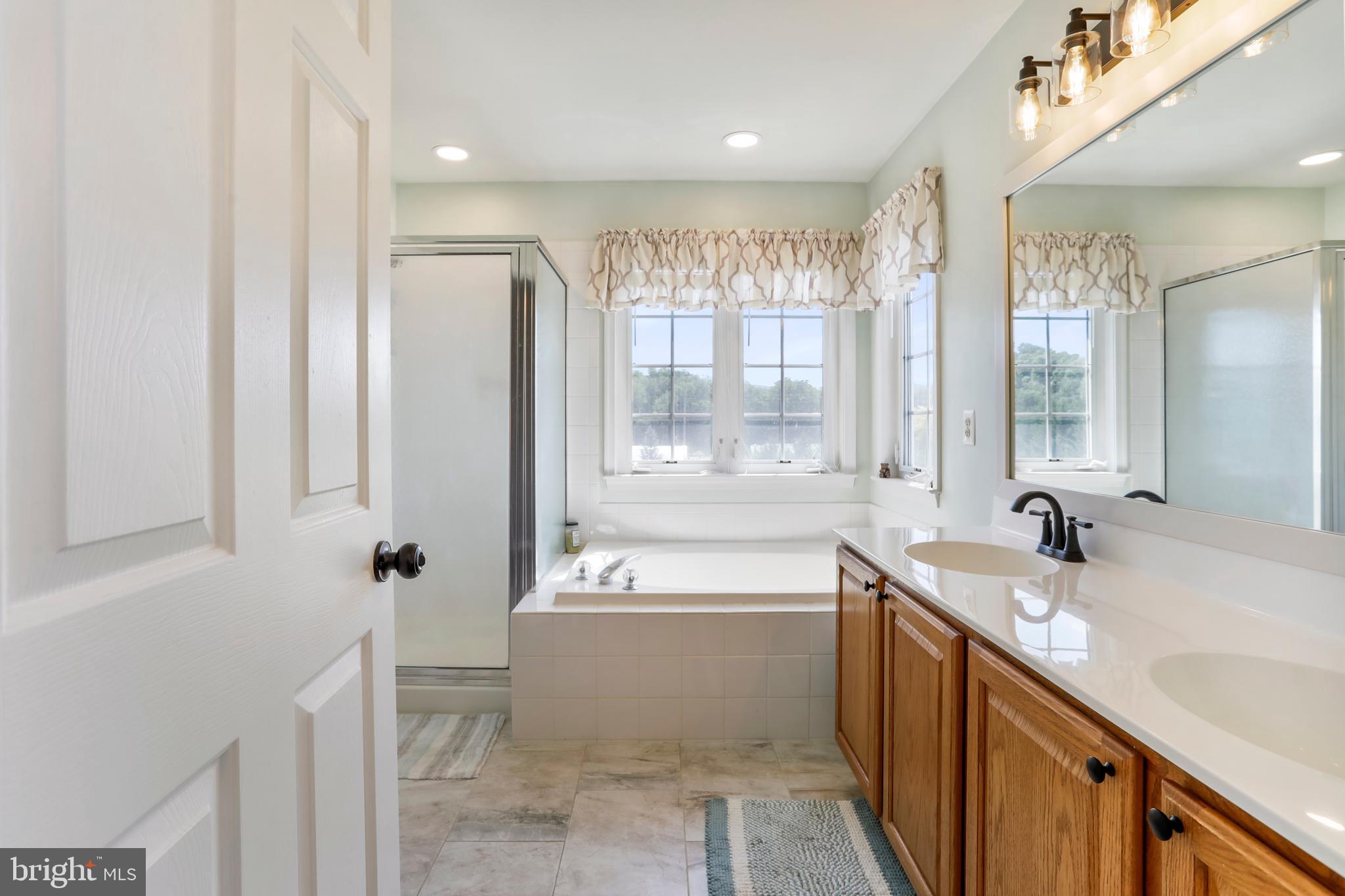 118 Carriage Dr
