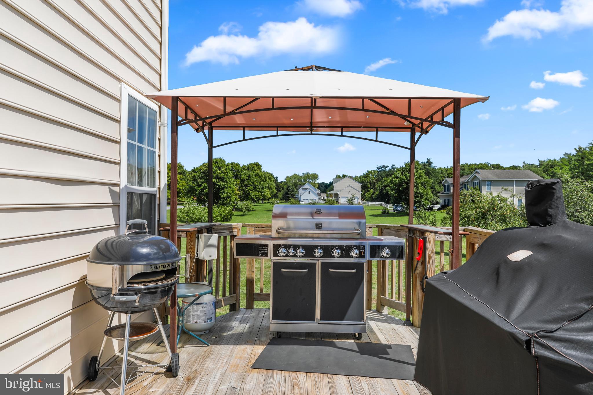 118 Carriage Dr