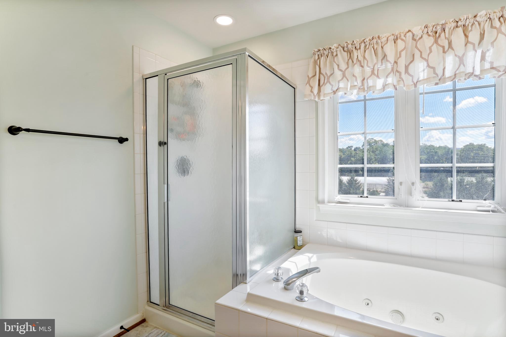 118 Carriage Dr