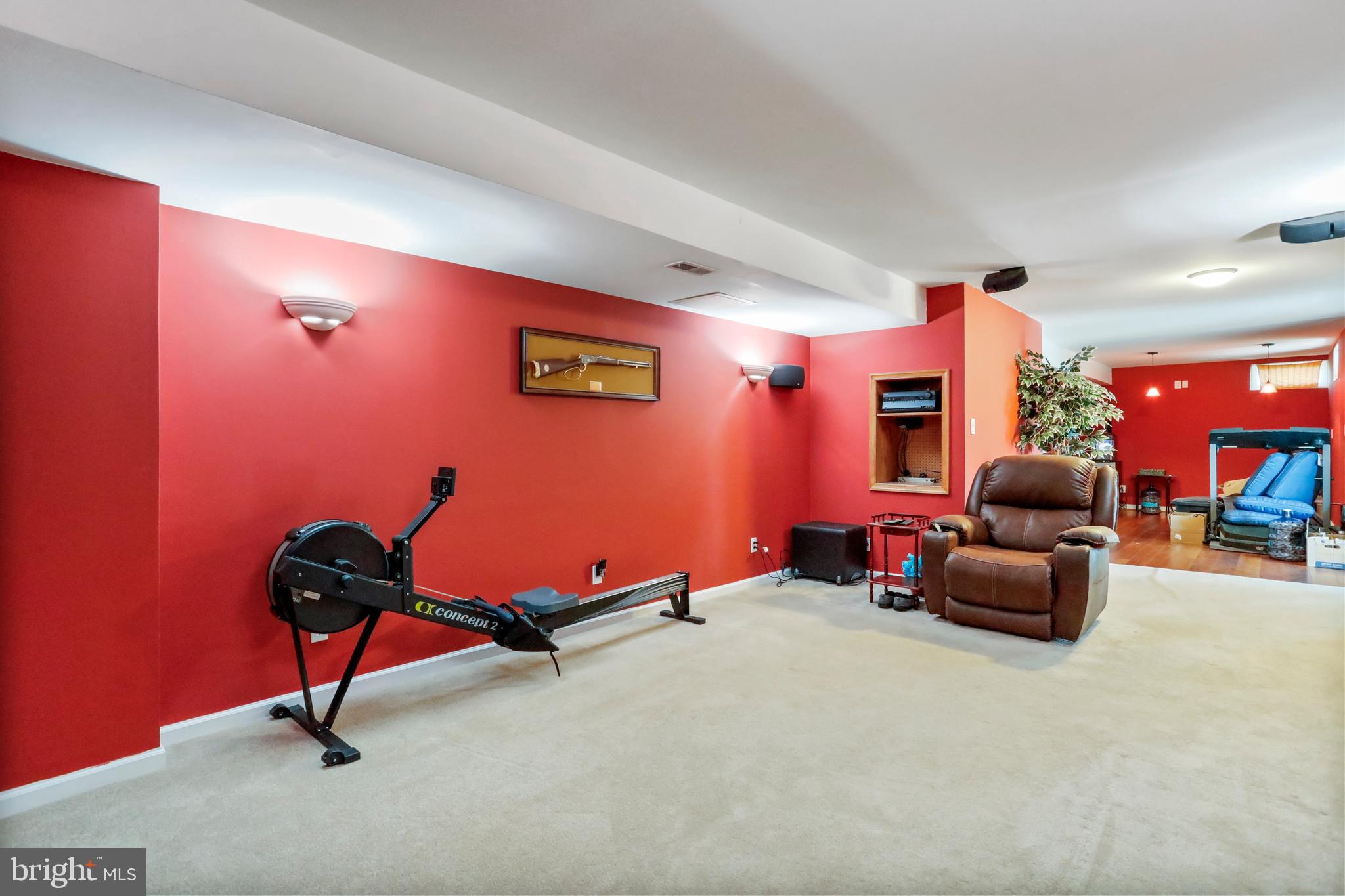 118 Carriage Dr