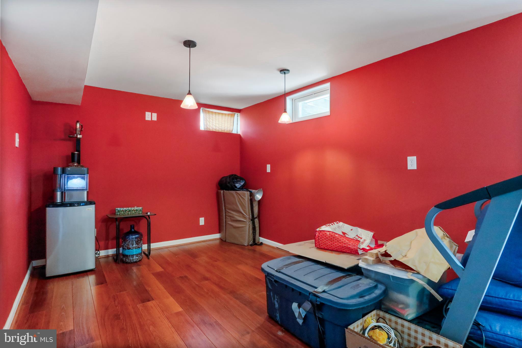 118 Carriage Dr