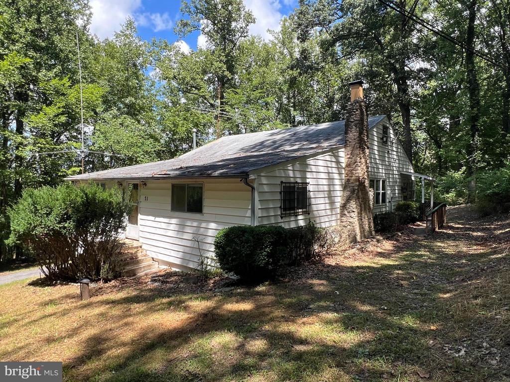 71 Wild Cherry Tree Ln