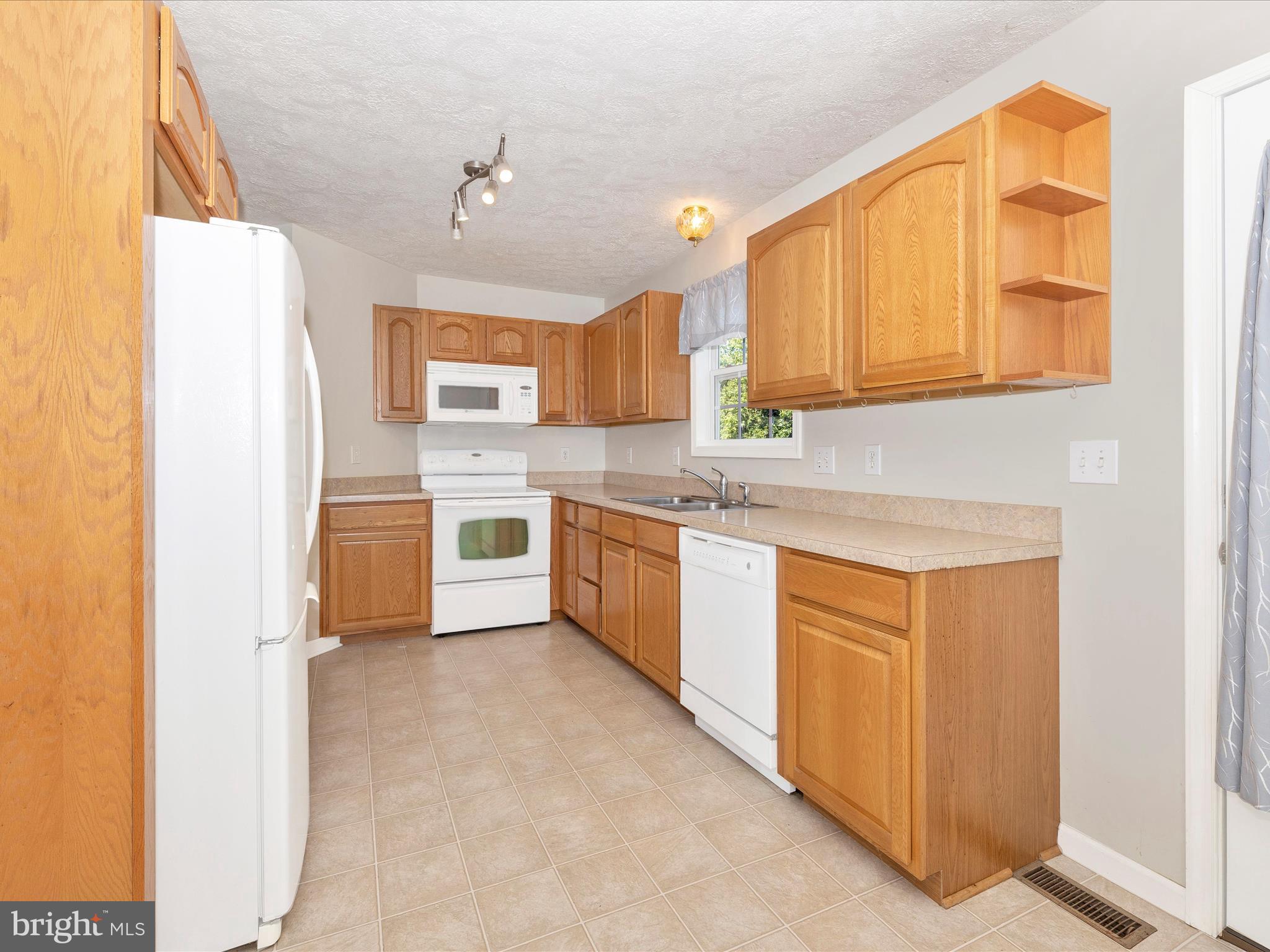 6 Stevenson St