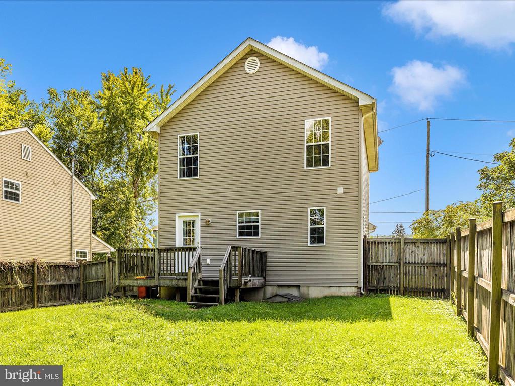 6 Stevenson St