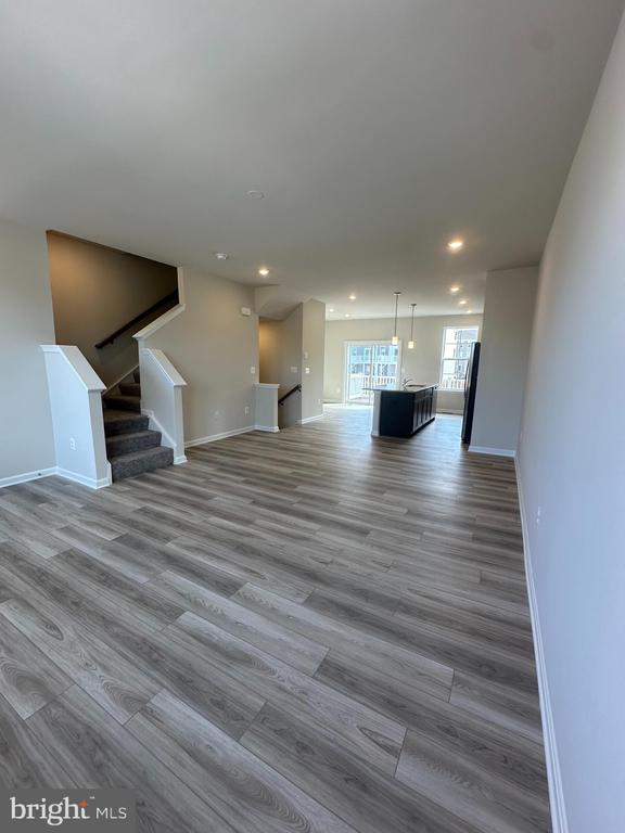 68 WINTERPLACE DR.