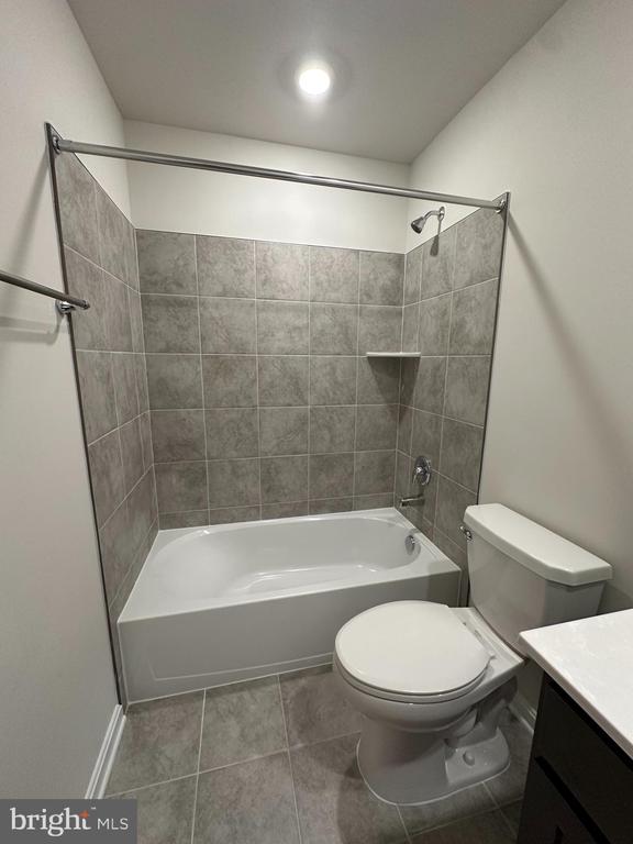 68 WINTERPLACE DR.