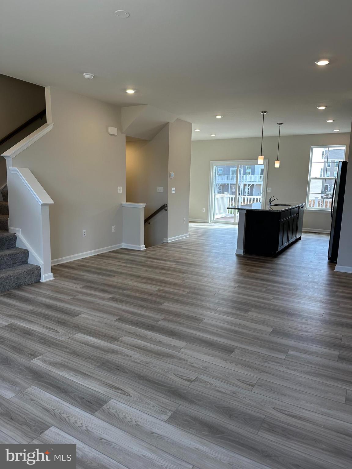 68 WINTERPLACE DR.