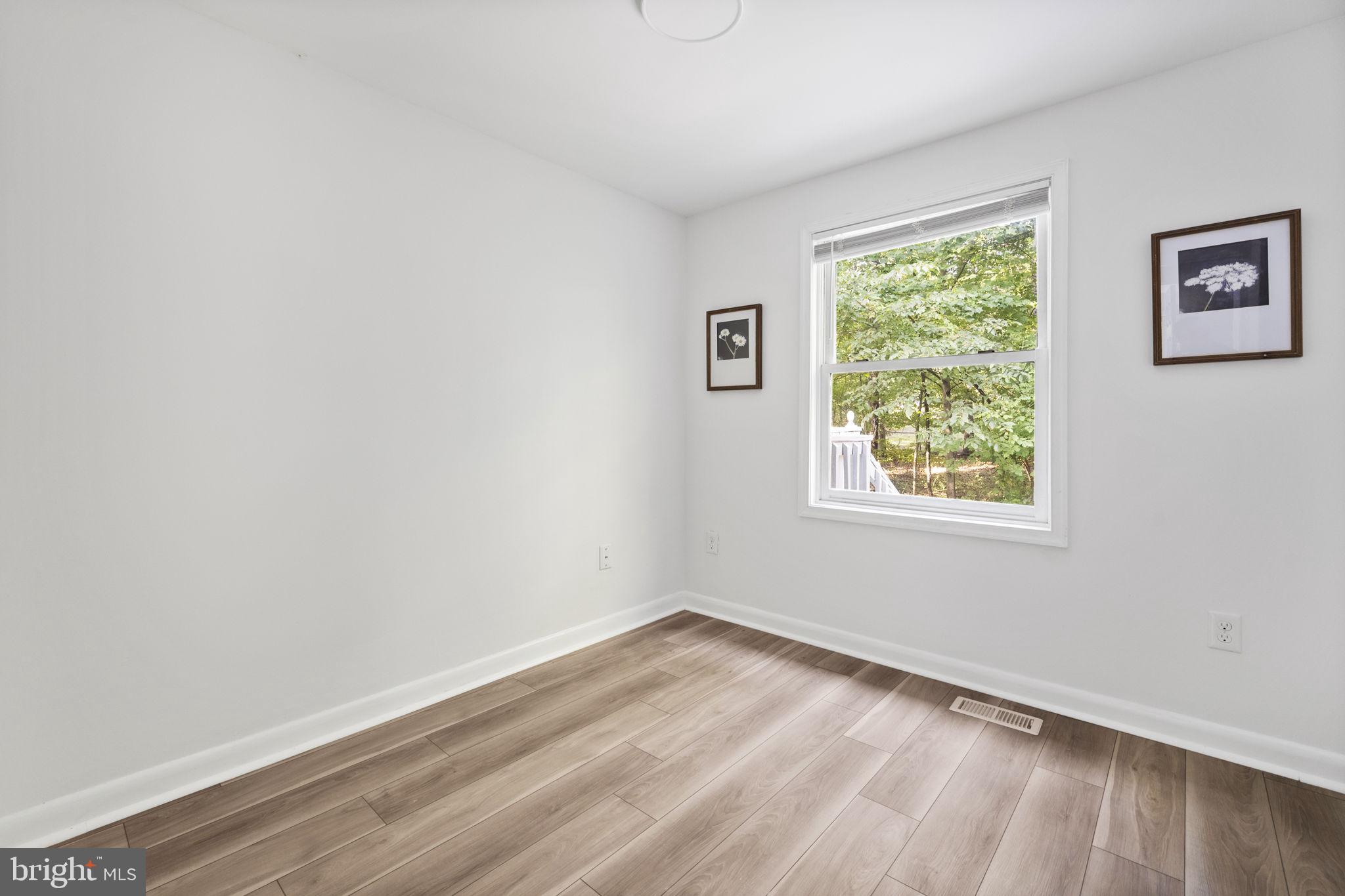 1009 Wild Rose Ln