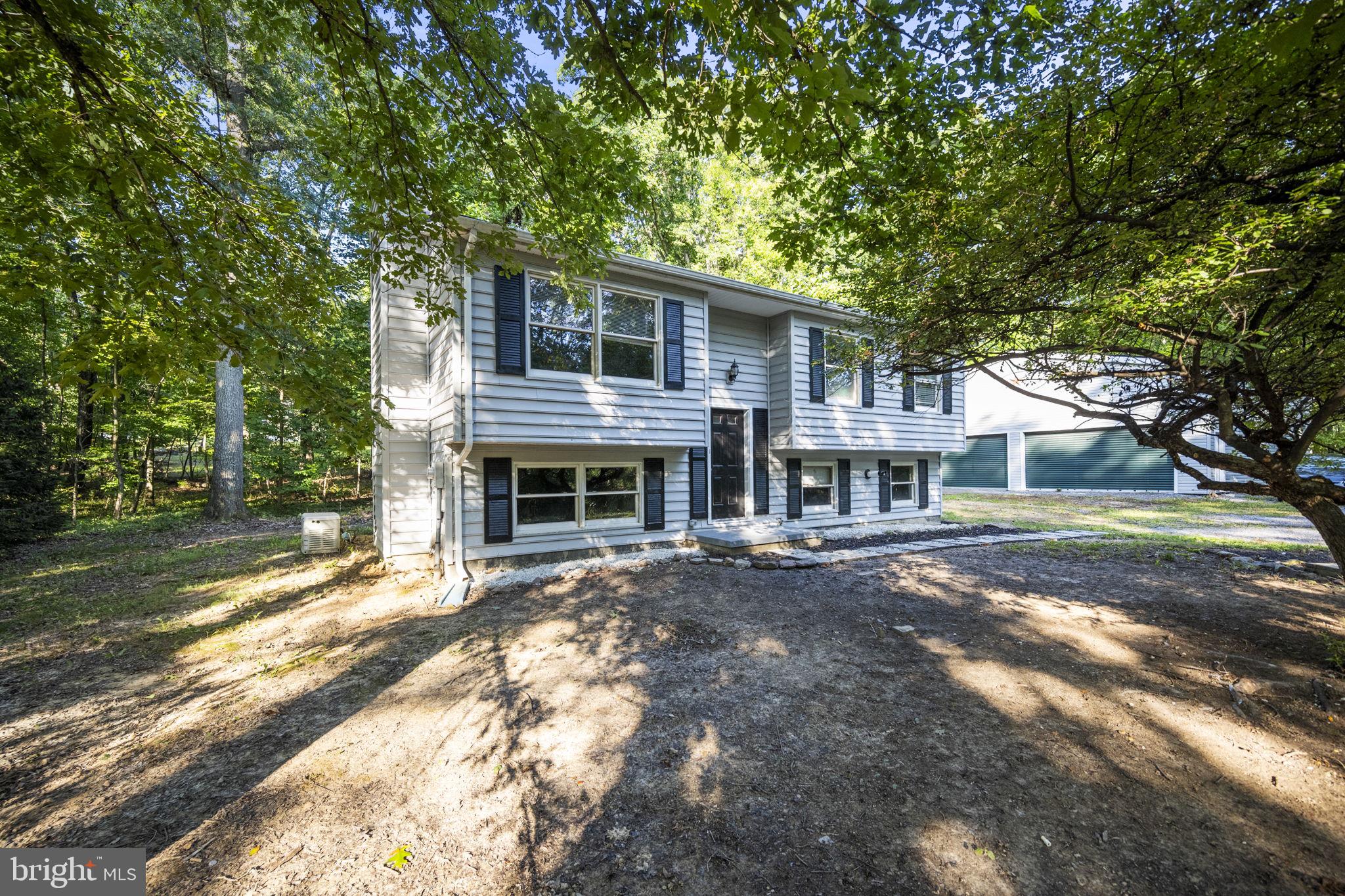 1009 Wild Rose Ln