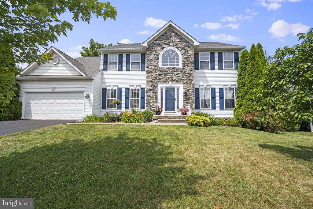 285 Spyglass Hill Dr