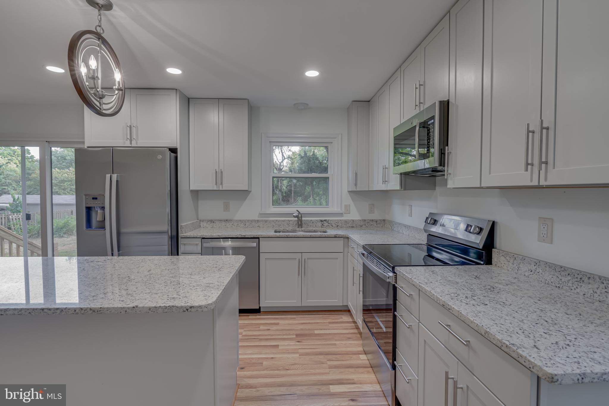 51 Mockingbird Ln