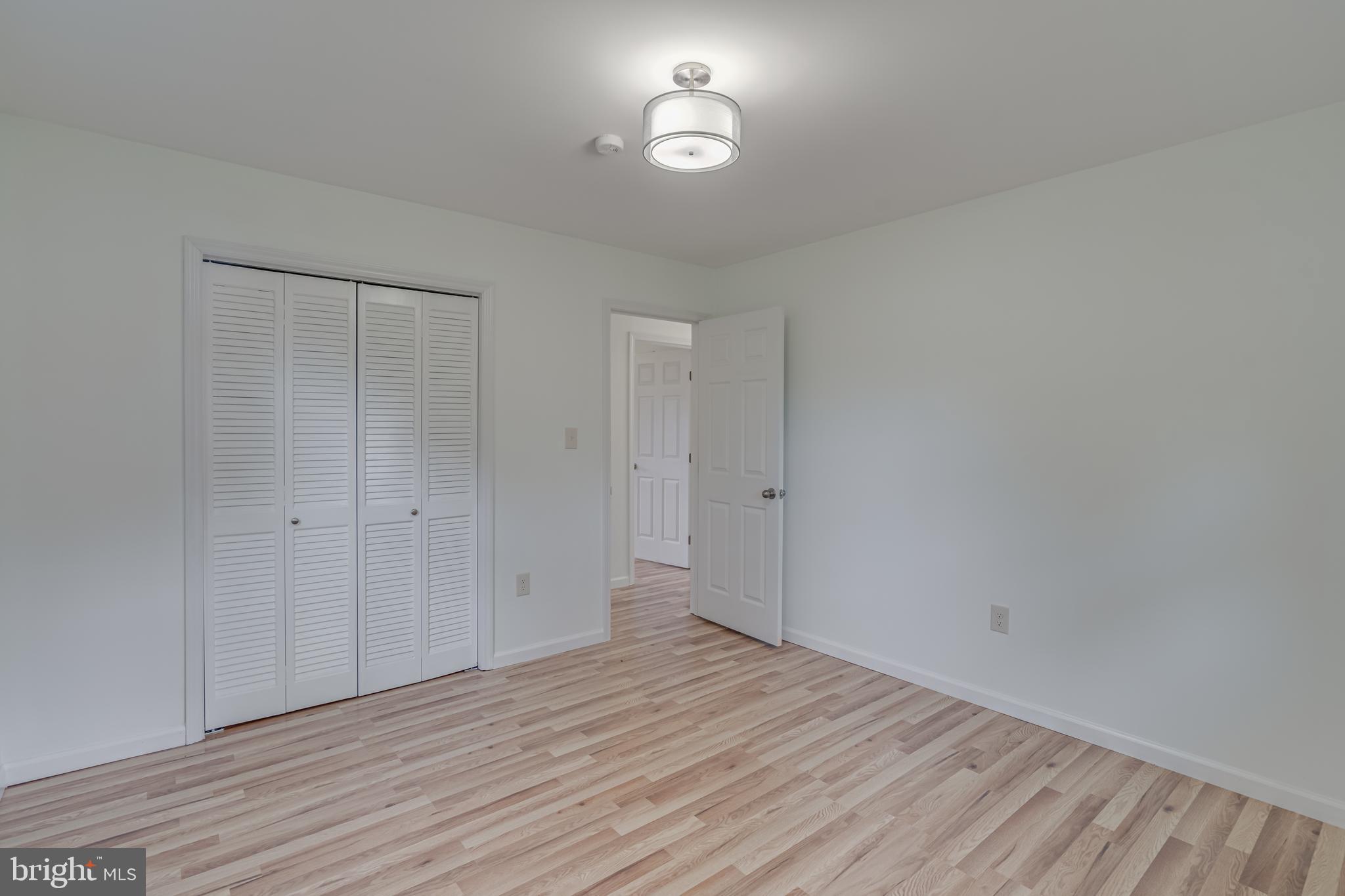 51 Mockingbird Ln