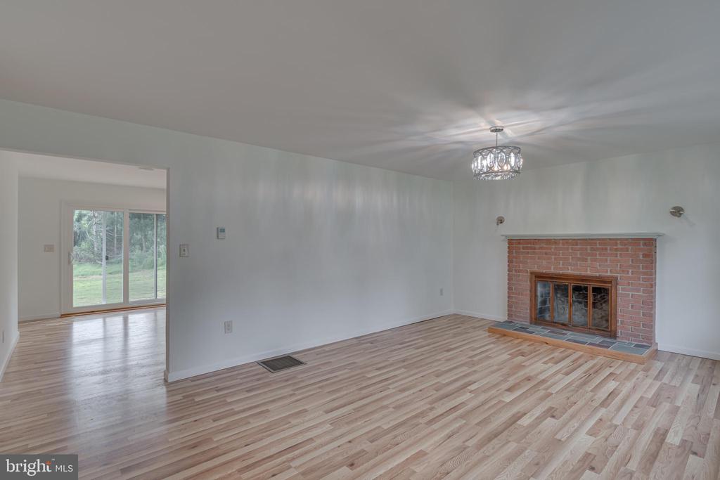 51 Mockingbird Ln