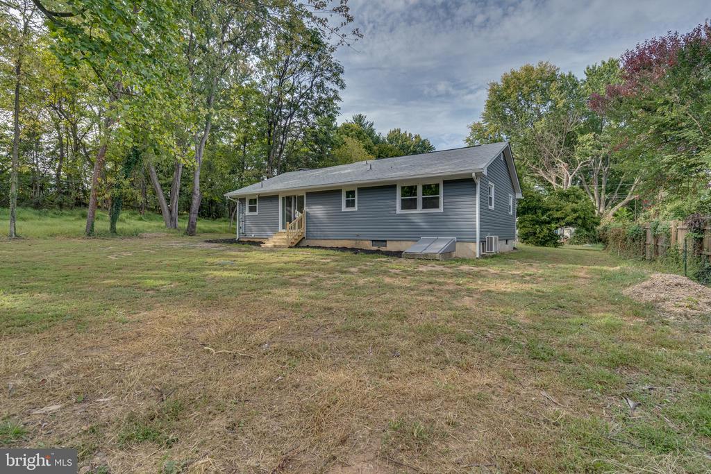 51 Mockingbird Ln