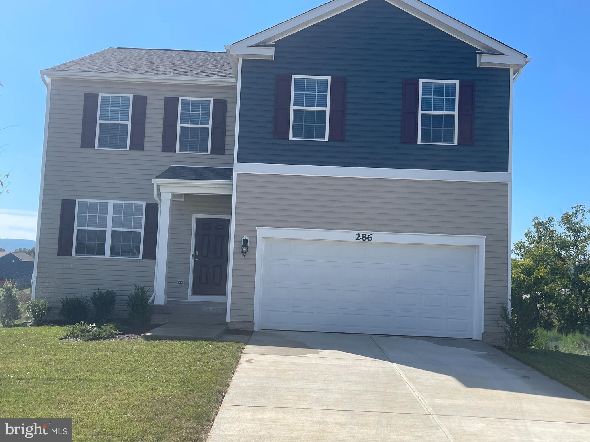 286 CENTERGATE DR