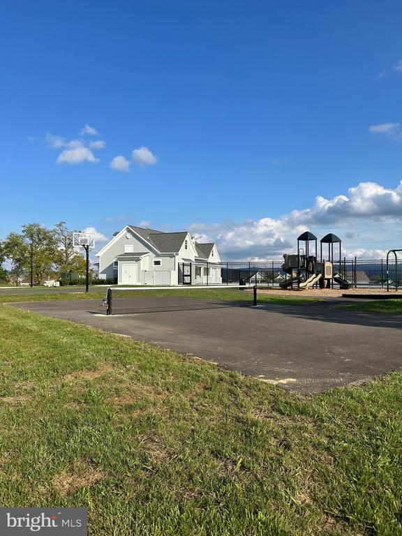 34 WINTERPLACE DR #LOT 140 LANCASTER