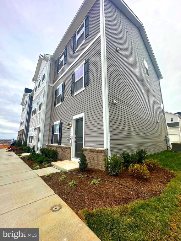 1358 CEDAR VALLEY #LOT 16 LANCASTER