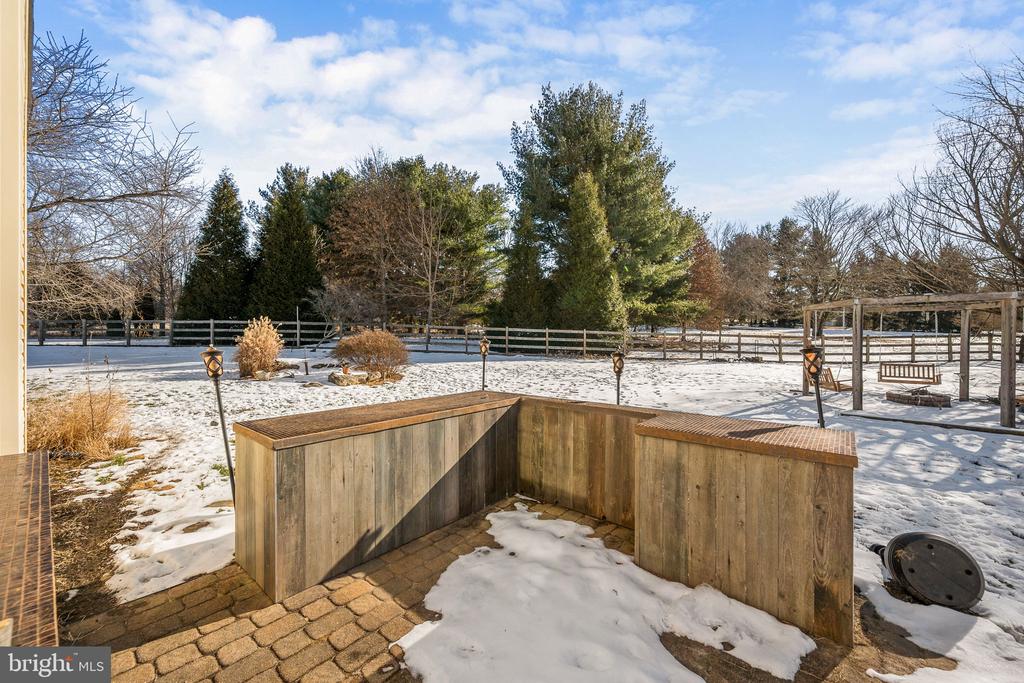 432 Nansfield Dr
