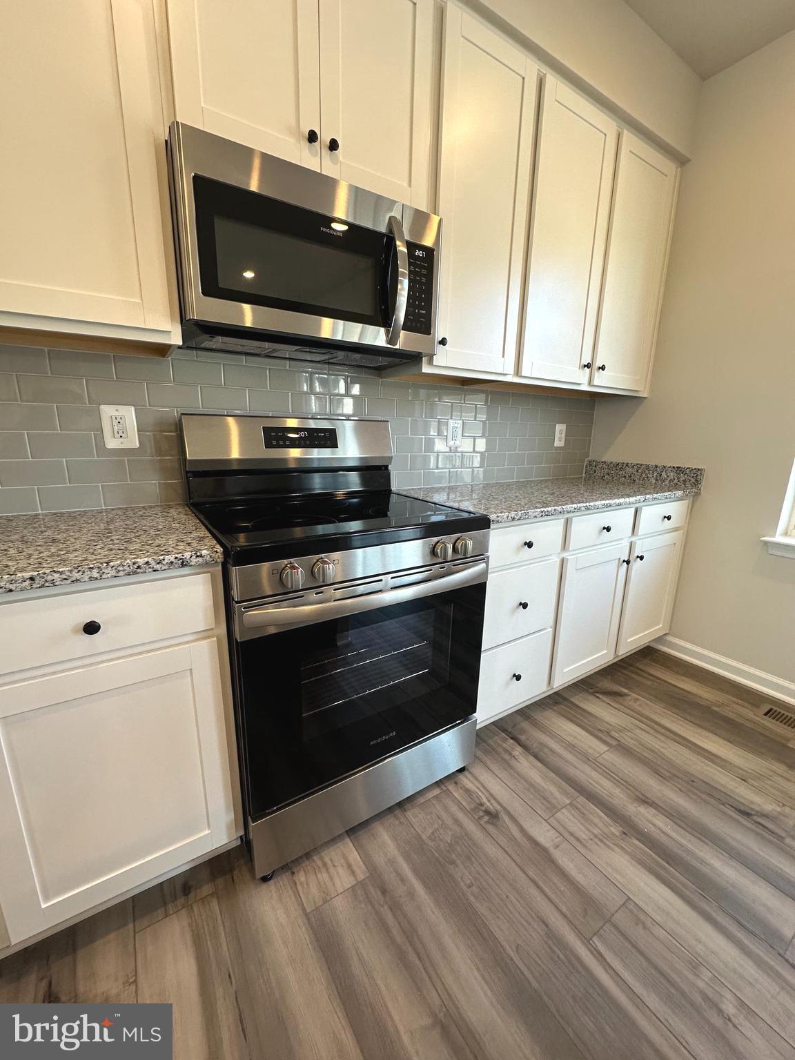 1328 CEDAR VALLEY RD