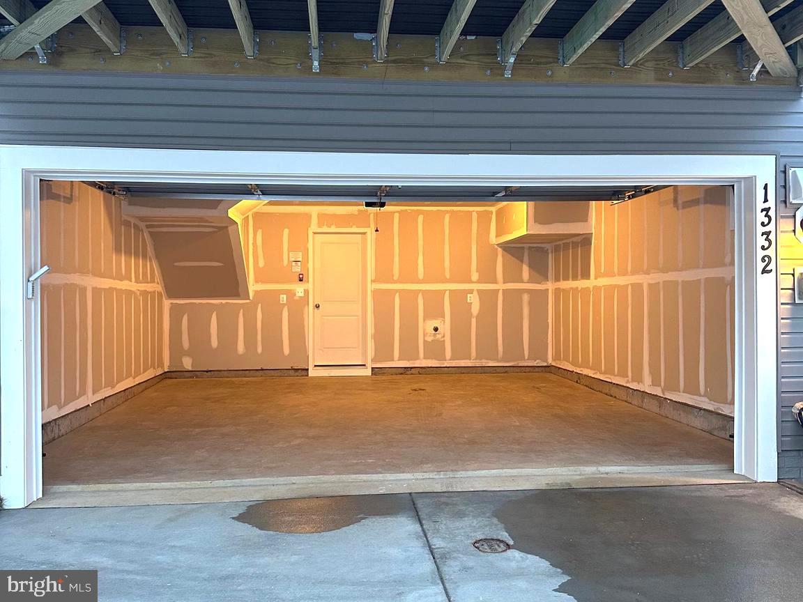 1332 CEDAR VALLEY RD