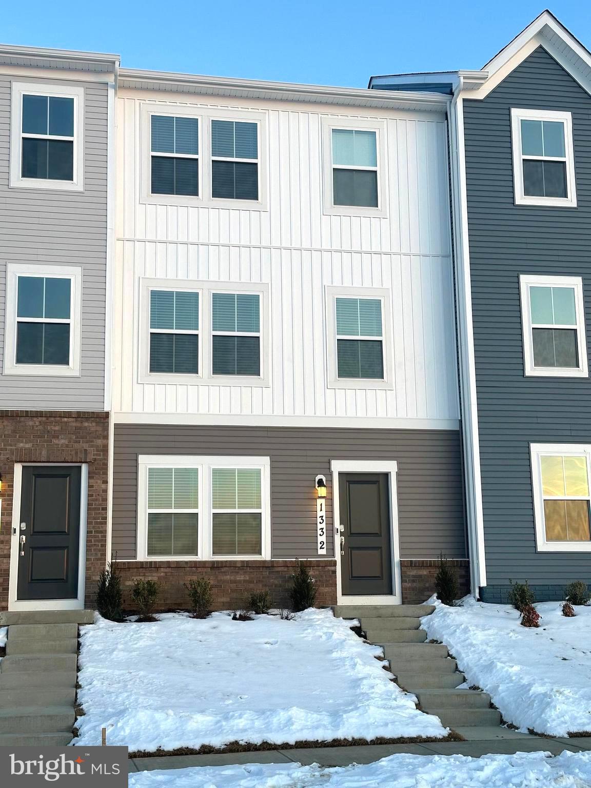 1332 CEDAR VALLEY RD